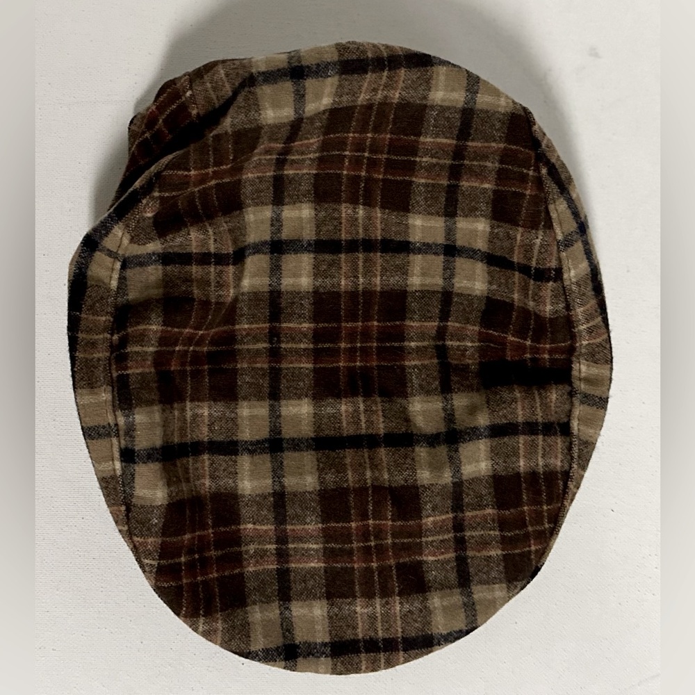 VTG Pendleton Brown Plaid Newsboy 100% Virgin Wool Size Medium